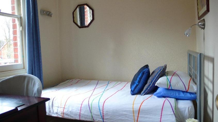 Colebrook Guest House ฟาร์นโบโรห์ ห้อง รูปภาพ